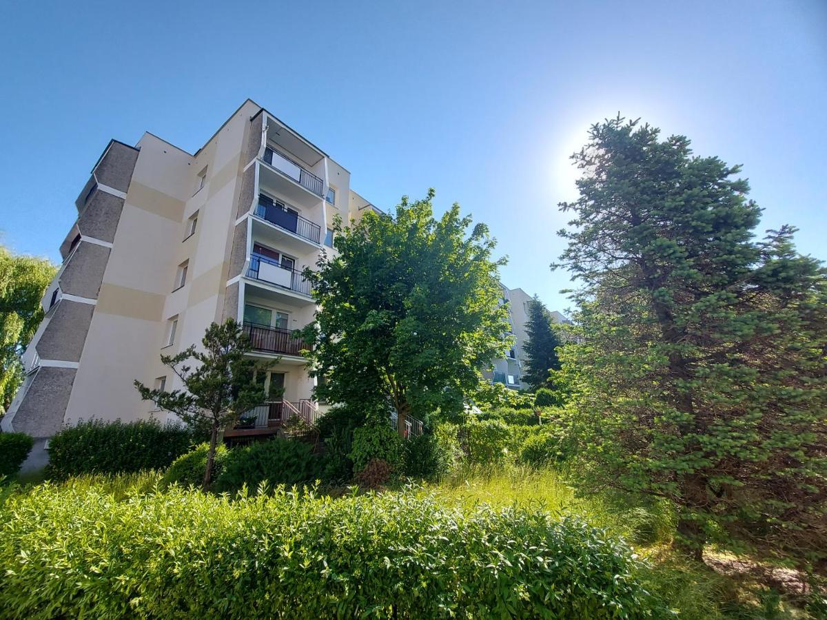 Wygodny Przestronny Apartament Janowskie Blonia Rumia Exterior photo